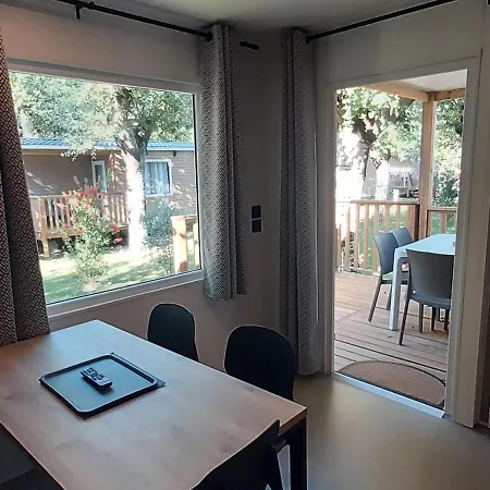 Sarzana- Mobilhome 5 Persone Pool And Garden سارزانا