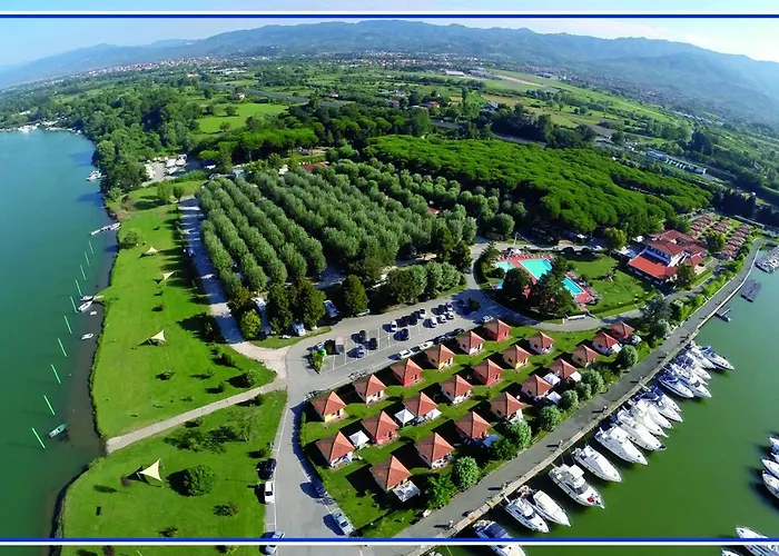 Kemping Sarzana- Mobilhome 5 Persone Pool And Garden